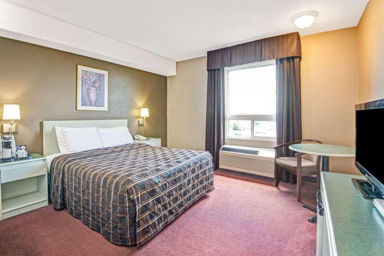 Four Points By Sheraton ווהוגן מראה חיצוני תמונה