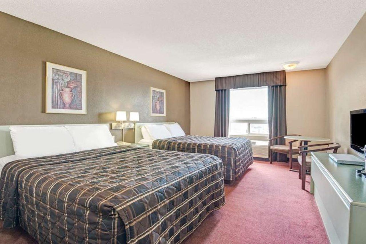 Four Points By Sheraton ווהוגן מראה חיצוני תמונה