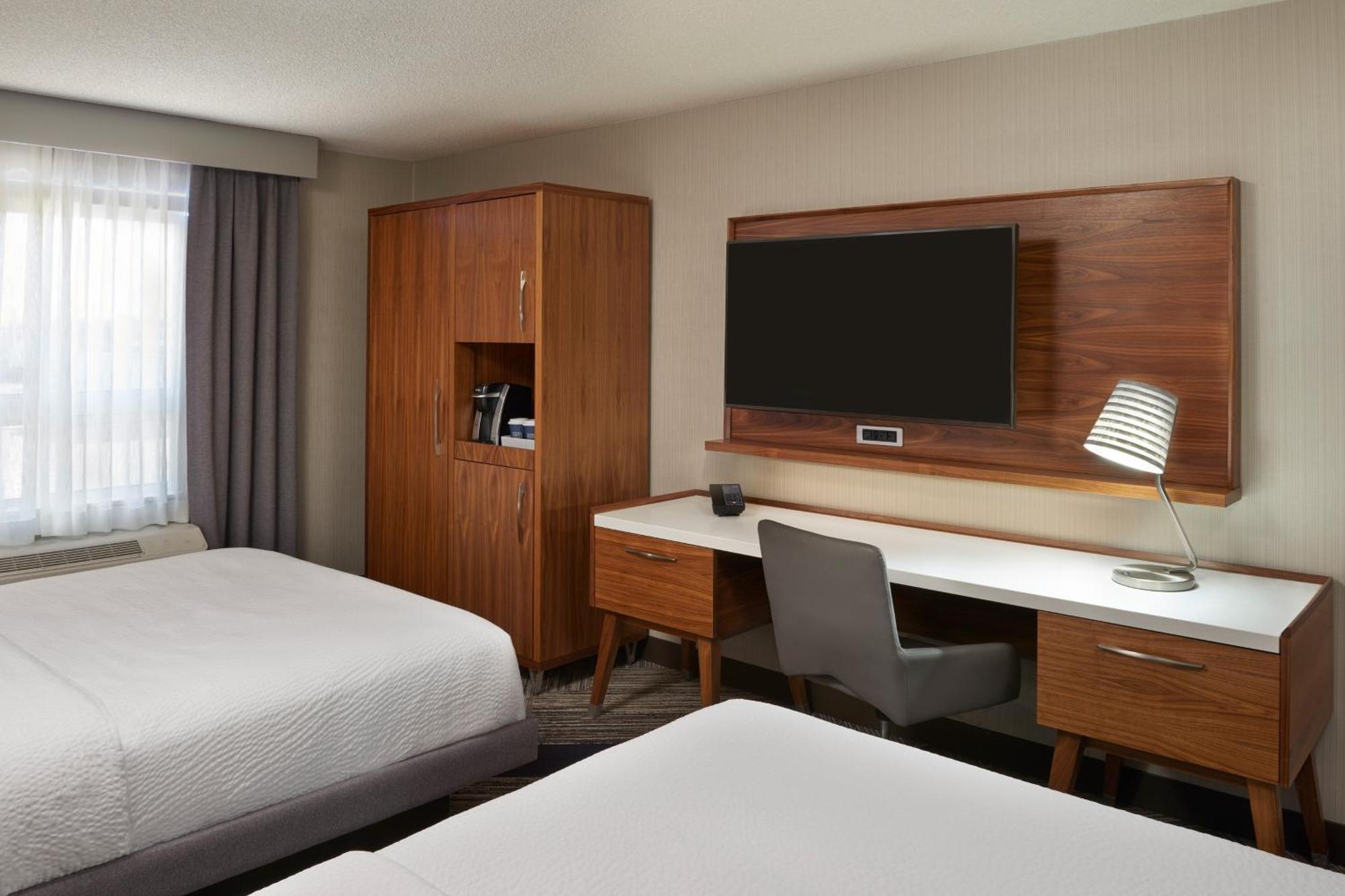 Four Points By Sheraton ווהוגן מראה חיצוני תמונה